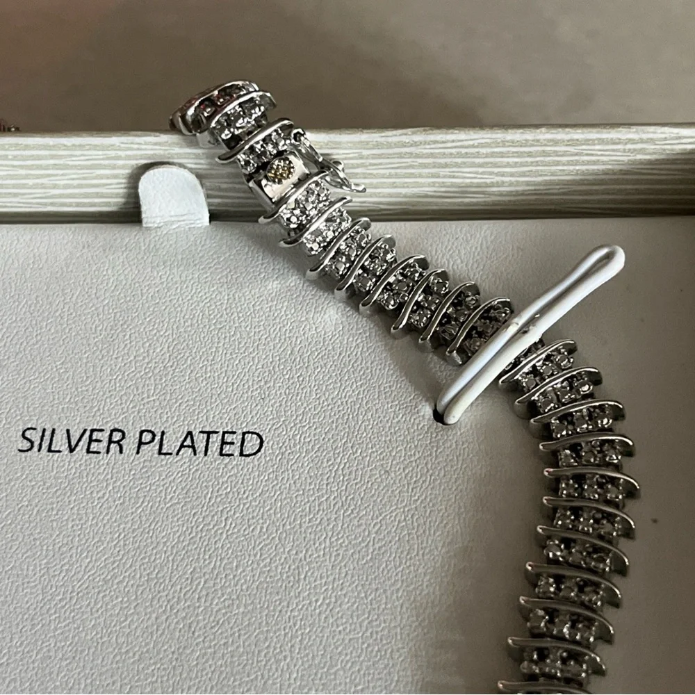 New Victoria Townsend 1 CT TW Genuine Rose Cut Diamond Silver Necklace $400